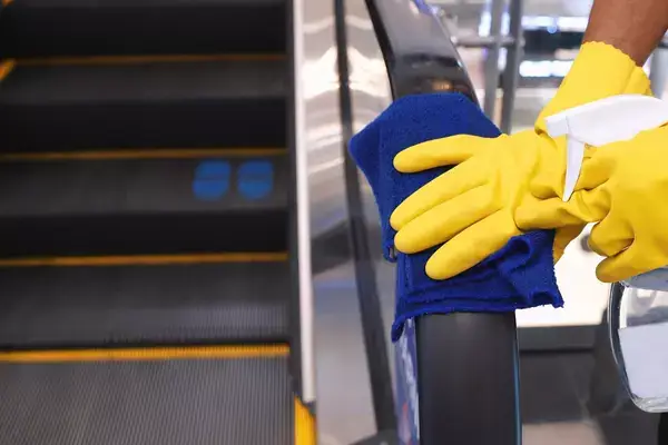 Best-Practices-for-Shopping-Mall-Cleaning